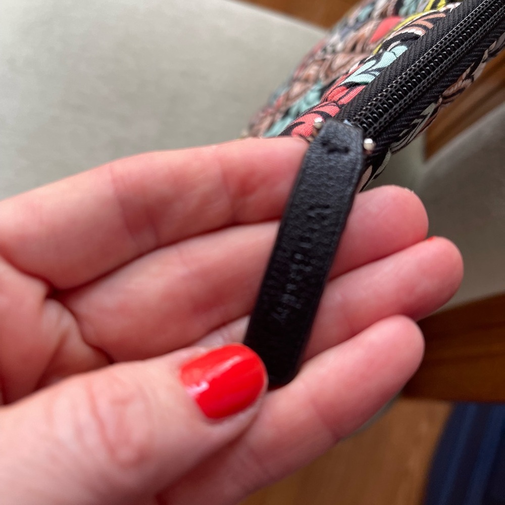 Vera Bradley laptop sleeve - Picture 6 of 7